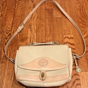 Vintage Dooney & Bourke messenger Crossbody bag
